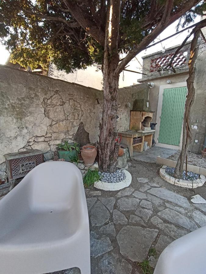 Maison Rosiris Pernes-les-Fontaines Extérieur photo
